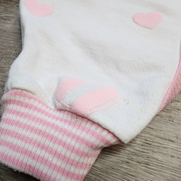 VINTAGE BUSTER BROWN Pink Bunny & Hearts Onesie - Picture 8 of 11